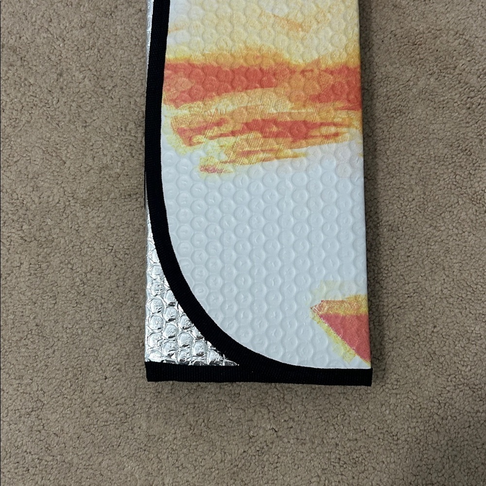 Star Wars & the Mandalorian Baby Yoda Grogu car windshield sunshade NWT - Picture 6 of 6